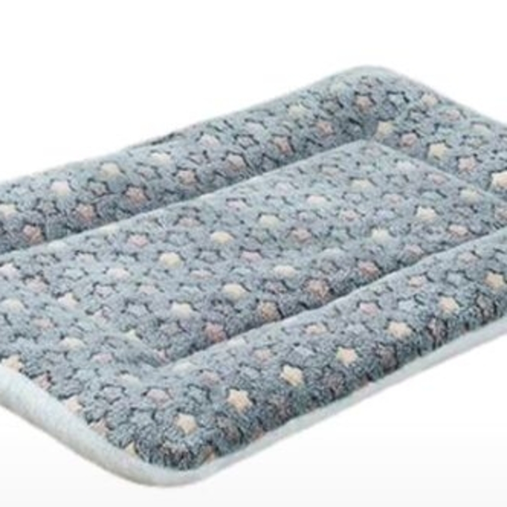 Cozy Patterned Pet Bed NEW NEVER BEEN USED